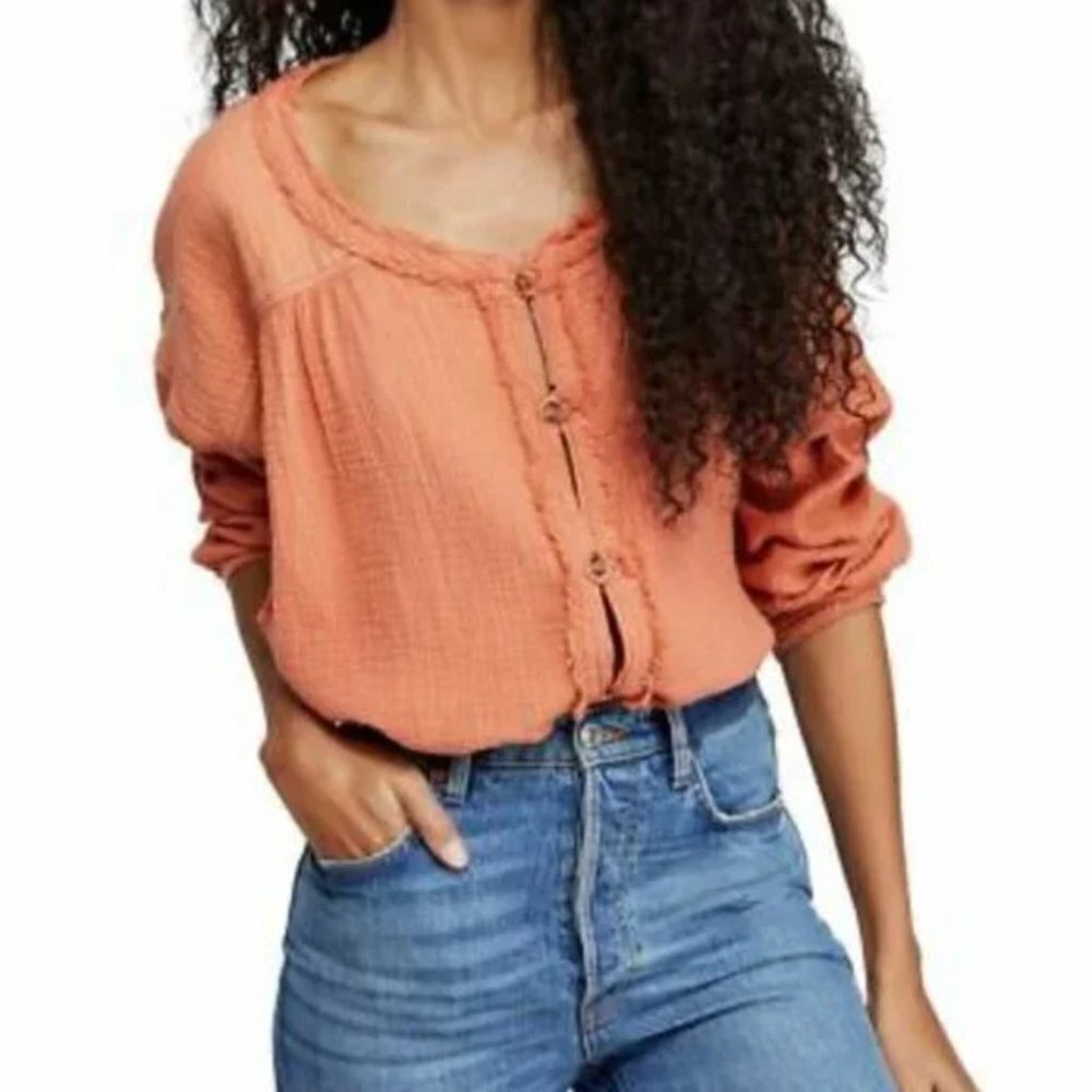 We The Free Long Sleeve Button Down Blouse Size M‎